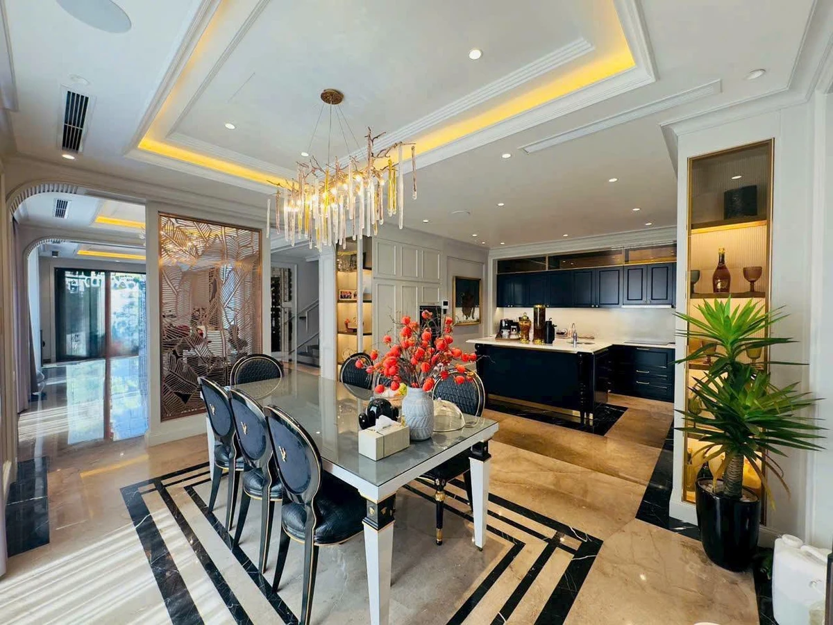 Biệt thự 4 tầng 200m² sân vườn Nhà Bè 19.5 tỷ - Ảnh thu nhỏ 4
