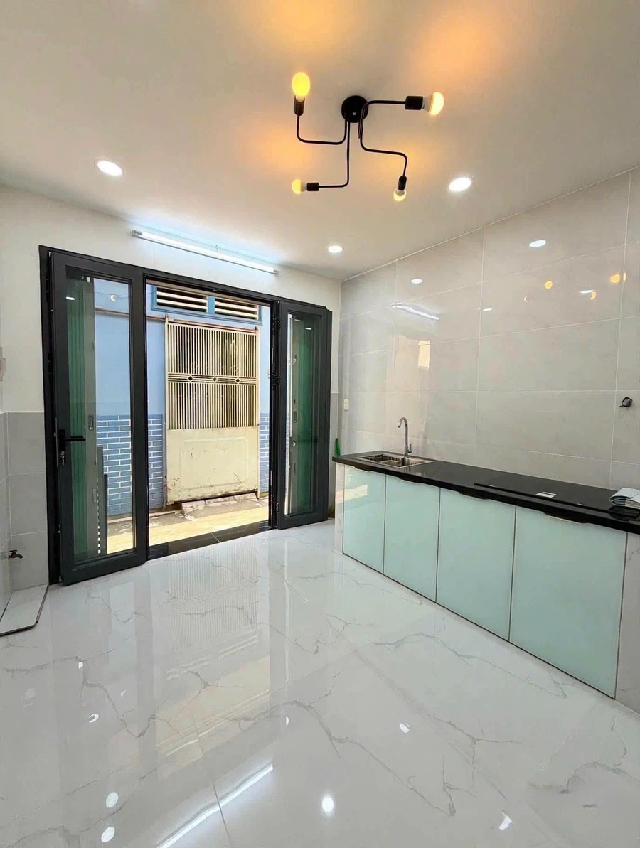 Bán nhà 3 tầng Bạch Đằng, Bình Thạnh, 16,3m2, giá 2,8 tỷ - Ảnh thu nhỏ 3