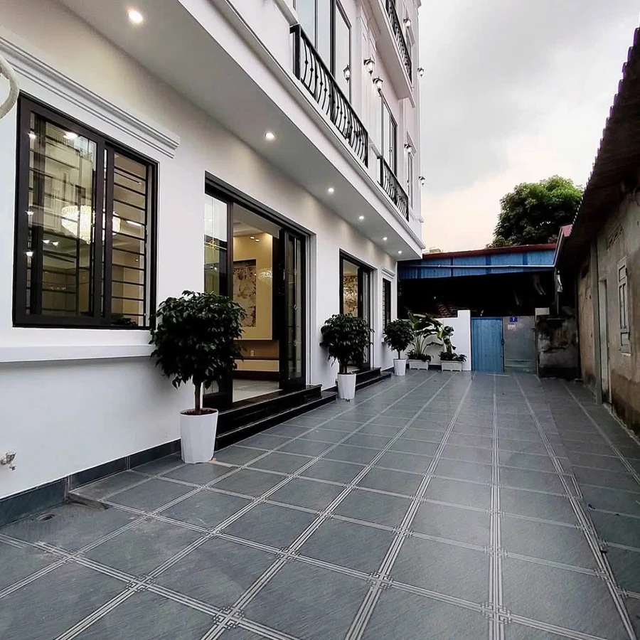Bán nhà độc lập 4 tầng 60m² 4PN tại 193 Hồ Sen, Hải Phòng giá 4,65 tỷ - Ảnh 1