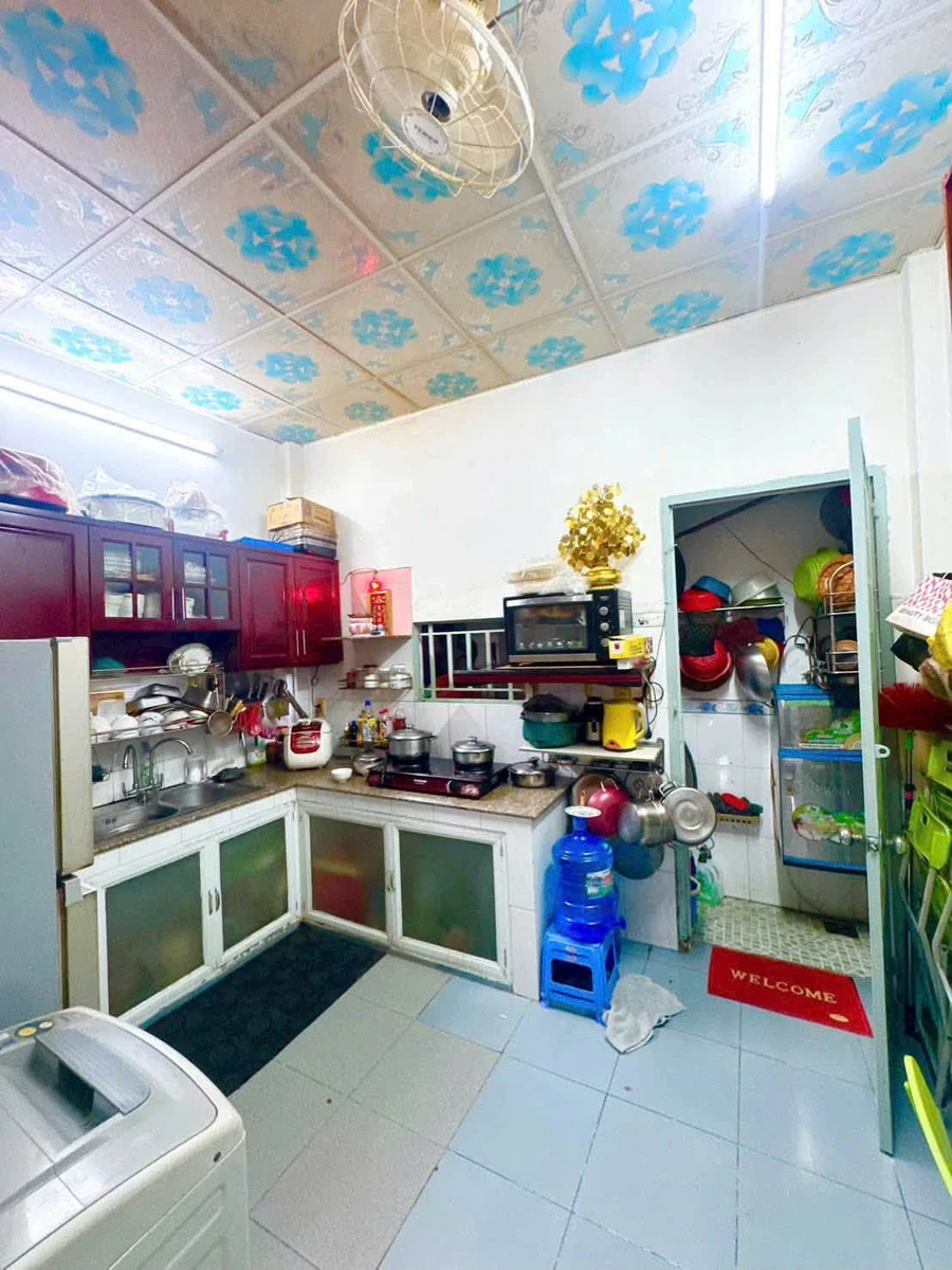 Bán nhà hẻm 5m Lê Văn Quới, Bình Tân, 4x11m trệt lầu, giá 4,1 tỷ - Ảnh thu nhỏ 3