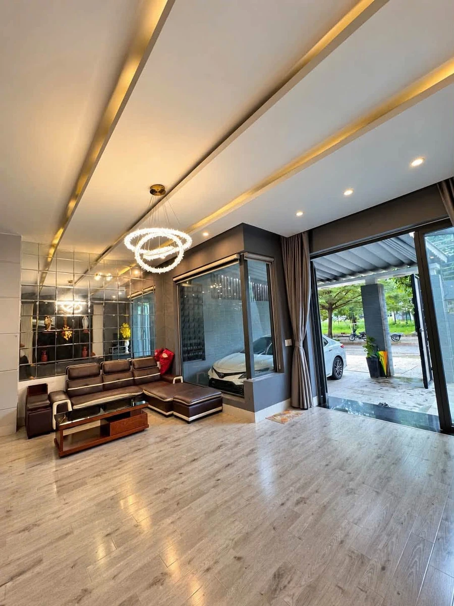 Bán nhà 1 trệt 2 lầu 4PN đối diện công viên Đồng Nai 6.5 tỷ - Ảnh thu nhỏ 4