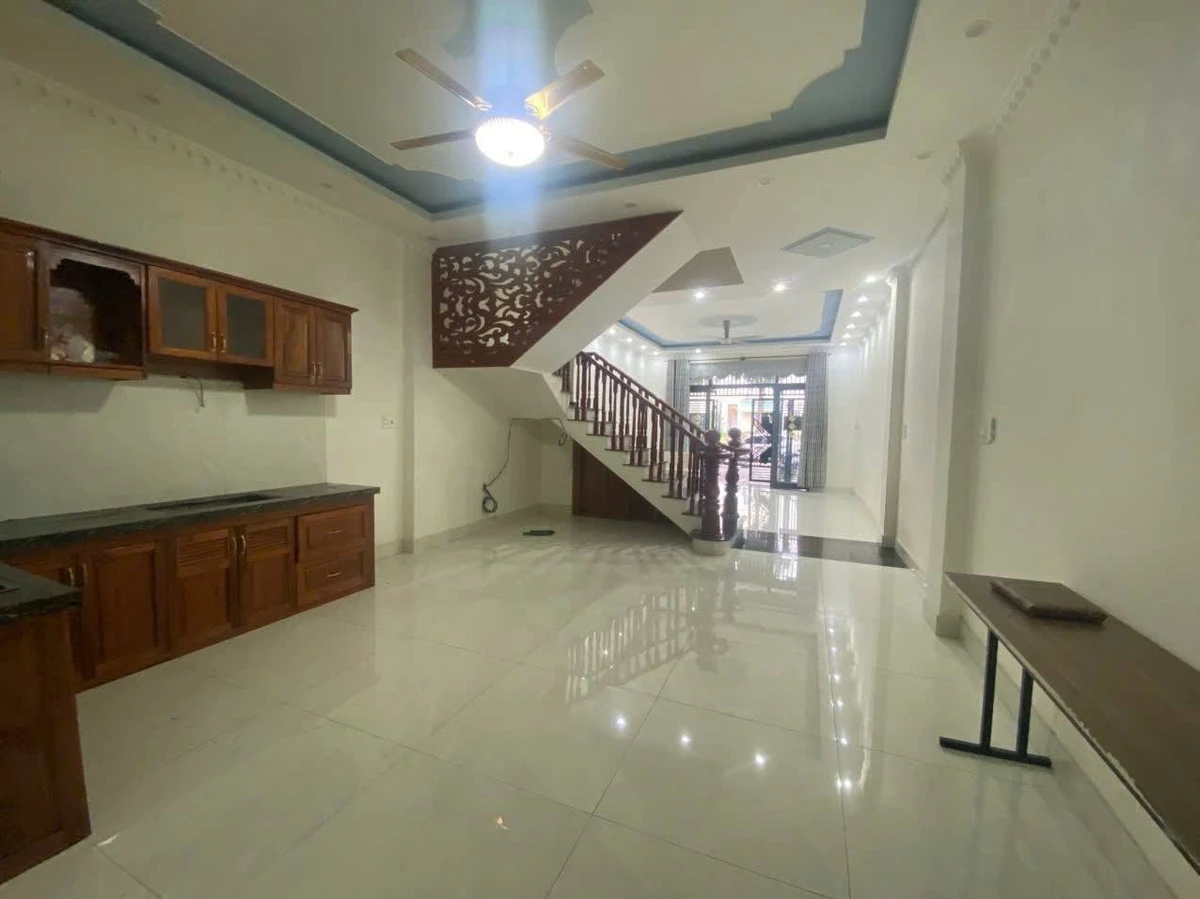 Cho thuê nhà 4PN 100m² KDC Hiệp Thành 3, Thủ Dầu Một - Ảnh thu nhỏ 2