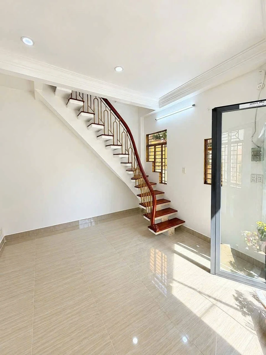 Bán nhà góc Phan Đình Phùng 42.22m² 2 tầng Quận 1 - Ảnh thu nhỏ 2