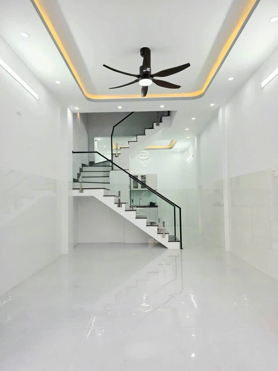 Nhà mặt tiền 3 tầng 40m² gần Huỳnh Tấn Phát giá 3 tỷ - Ảnh thu nhỏ 2