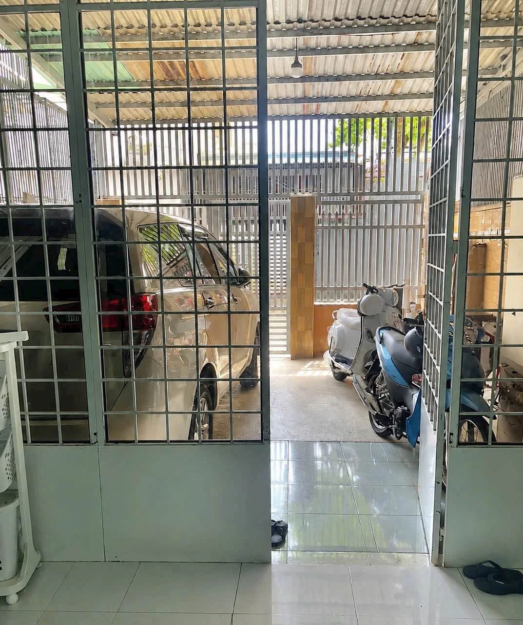 Bán nhà hẻm Nguyễn Tất Thành 4,97m² Quận 12 giá 3,9 tỷ - Ảnh 1