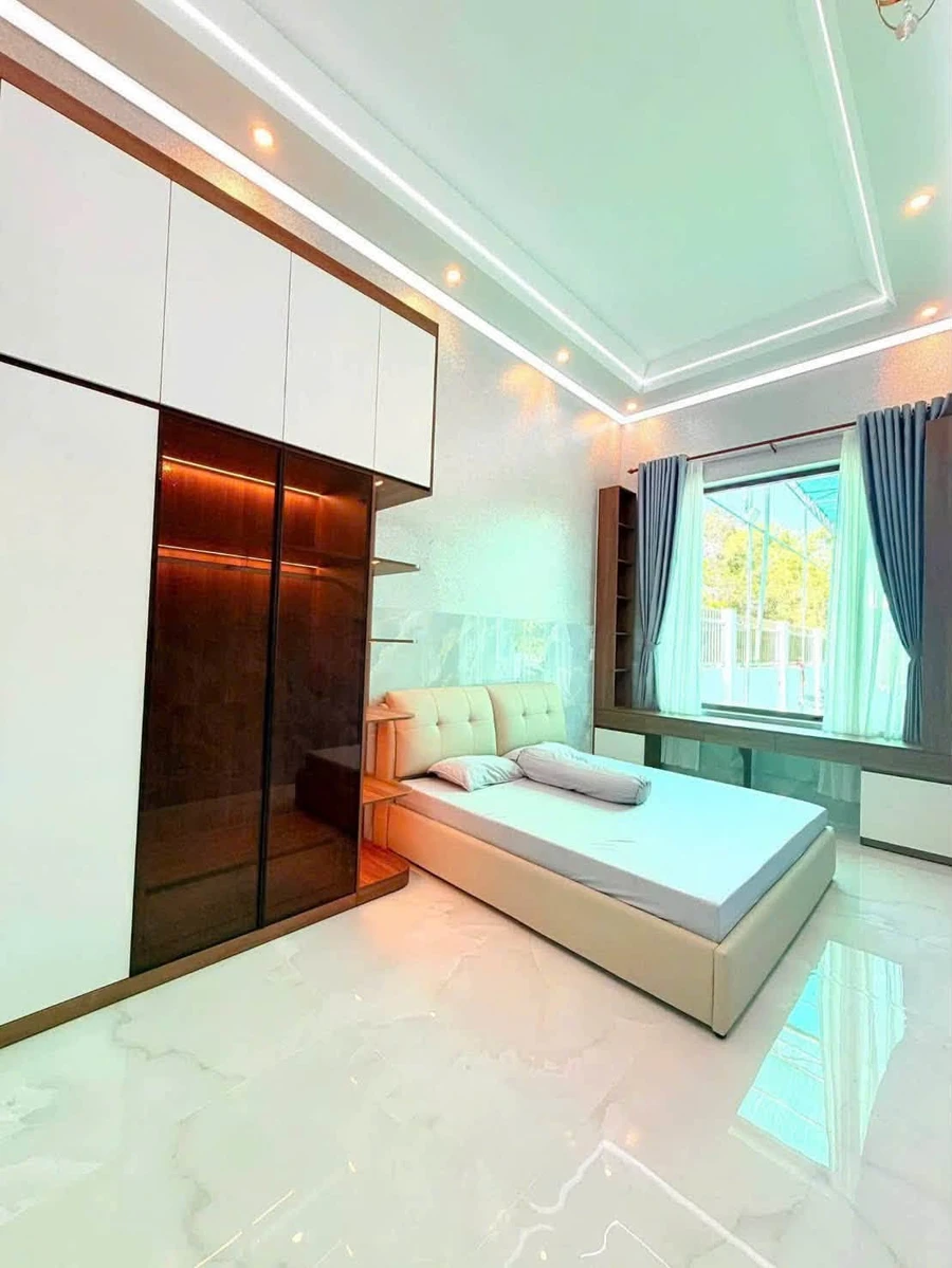 Bán nhà mặt tiền 10x30m (300m²) 4 tỷ 750 Chánh Hiệp - Ảnh thu nhỏ 5