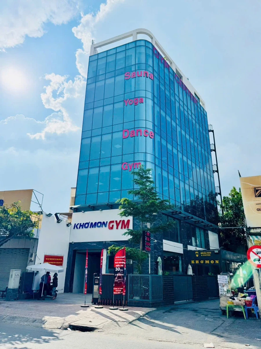 Bán tòa nhà văn phòng góc 2 mặt tiền 276,5m² Nơ Trang Long - Ảnh 1