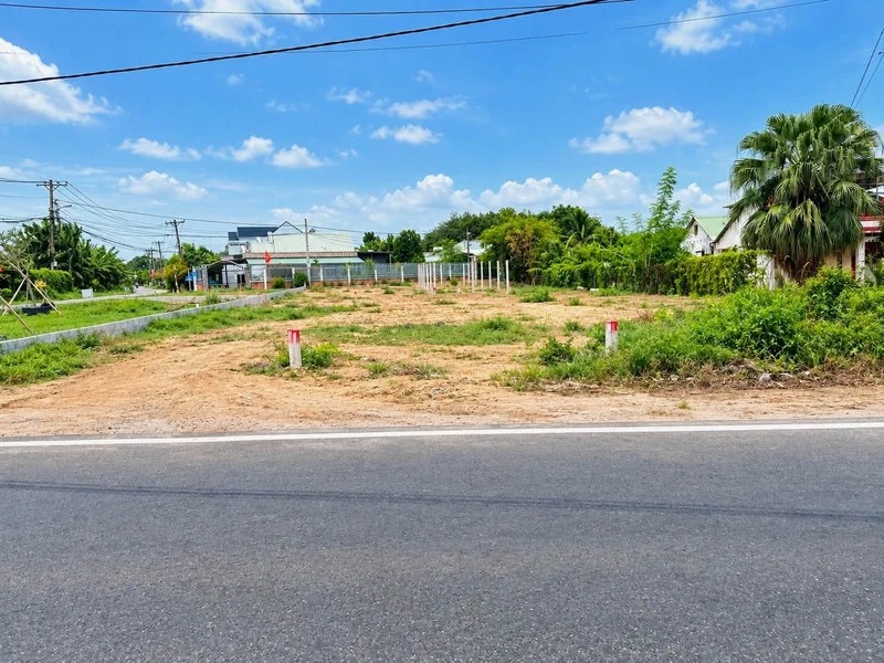 Bán đất thổ cư mặt tiền đường 415, 6x18m (108m²), giá 2,2 tỷ, phường Củ Chi