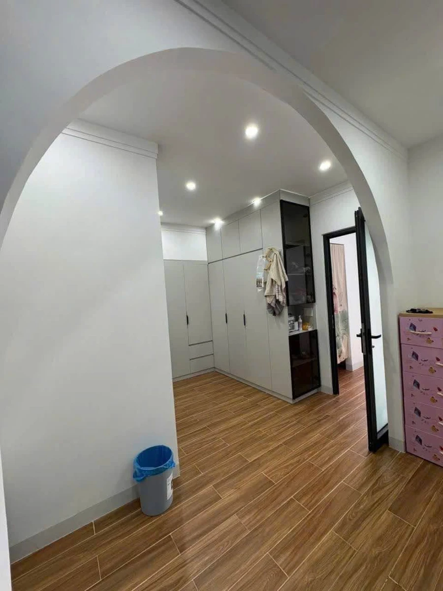 Bán nhà 2 tầng 3 phòng ngủ, sân ô tô rộng, hẻm Y Wang, Buôn Ma Thuột, 3,55 tỷ - Ảnh thu nhỏ 5