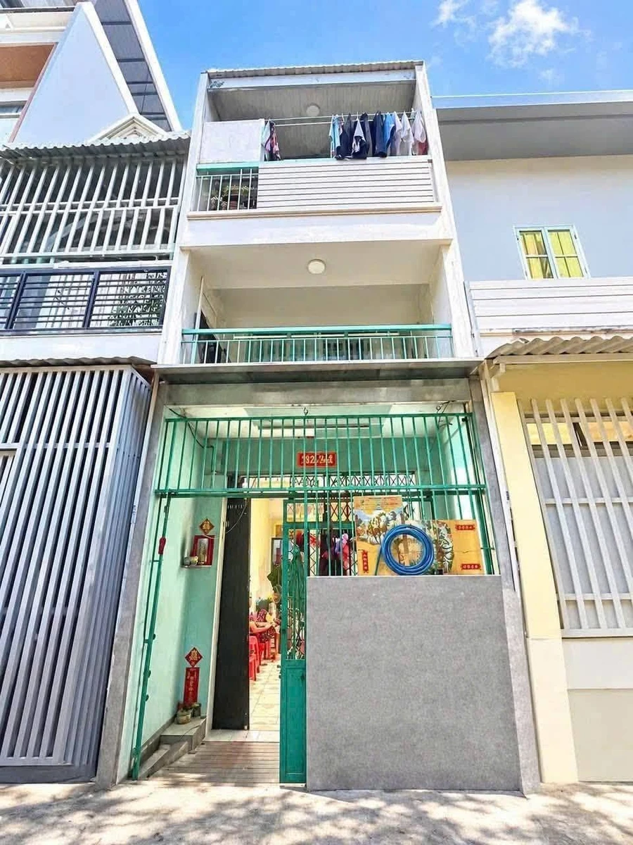 Bán nhà hẻm xe hơi đường Chiến Lược, Bình Trị Đông, Bình Tân, 3PN, giá 3,45 tỷ - Ảnh 1