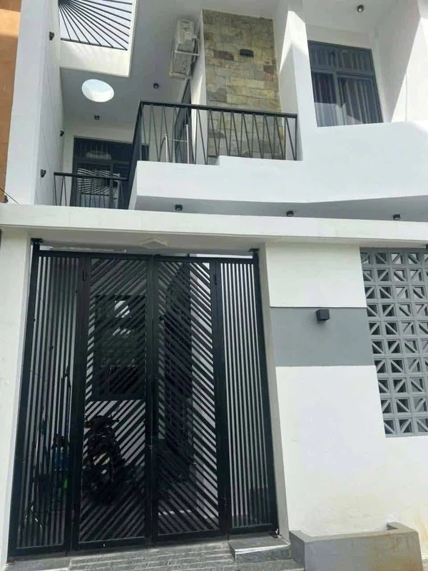 Bán nhà 2 tầng 60m² khu Đại học Huế giá 2.2 tỷ
