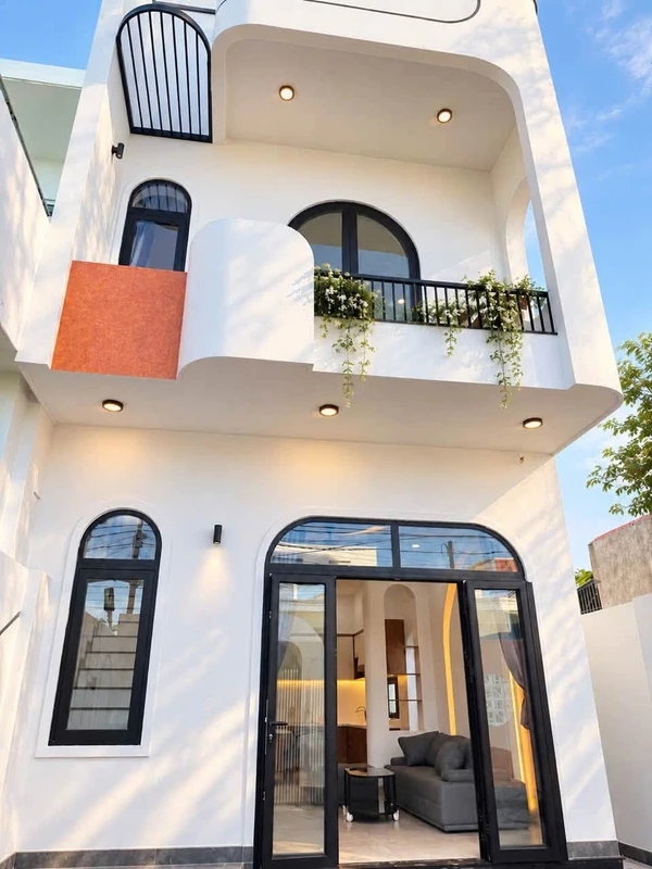 Bán nhà mới 2 mặt tiền, 106.7m² 3PN 2WC - Phan Thiết