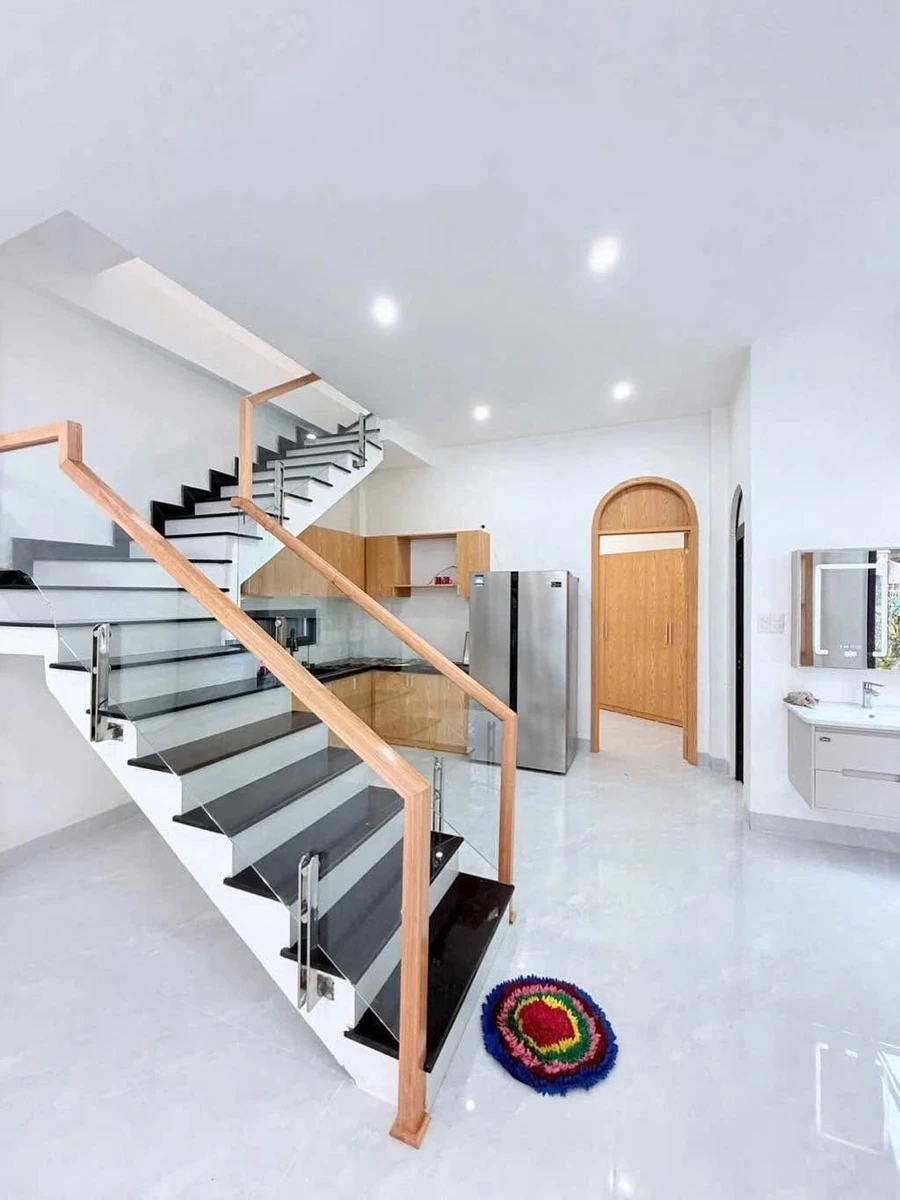 Bán nhà biệt thự 2 tầng 90m2, 4PN, gần đường Trần Cao Vân, Đà Nẵng - Ảnh thu nhỏ 2