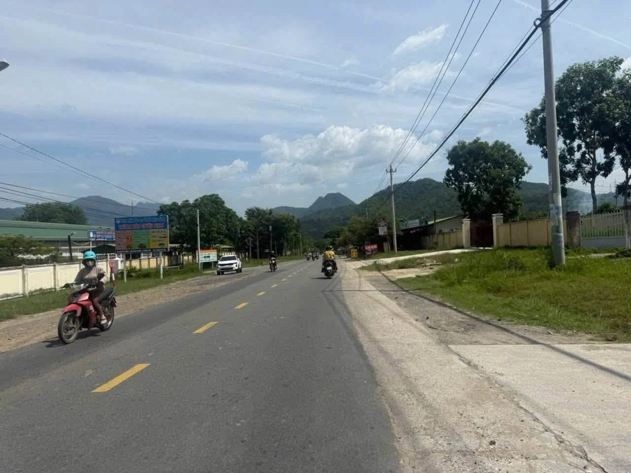Bán đất góc 2 mặt tiền Nguyễn Xiển Nha Trang 148.6m² 2.75 tỷ - Ảnh 1