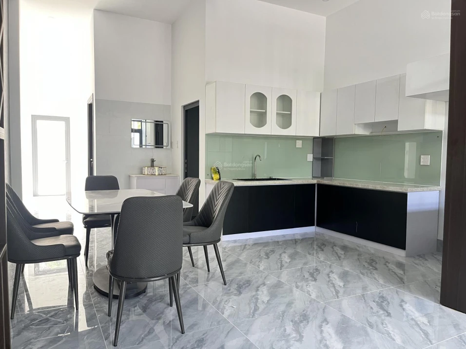 Nhà trệt lầu hoàn công 3 phòng ngủ gần Bệnh Viện Số 10, Đại học Võ Trường Toản, Thạnh Xuân, Cần Thơ - Ảnh thu nhỏ 4