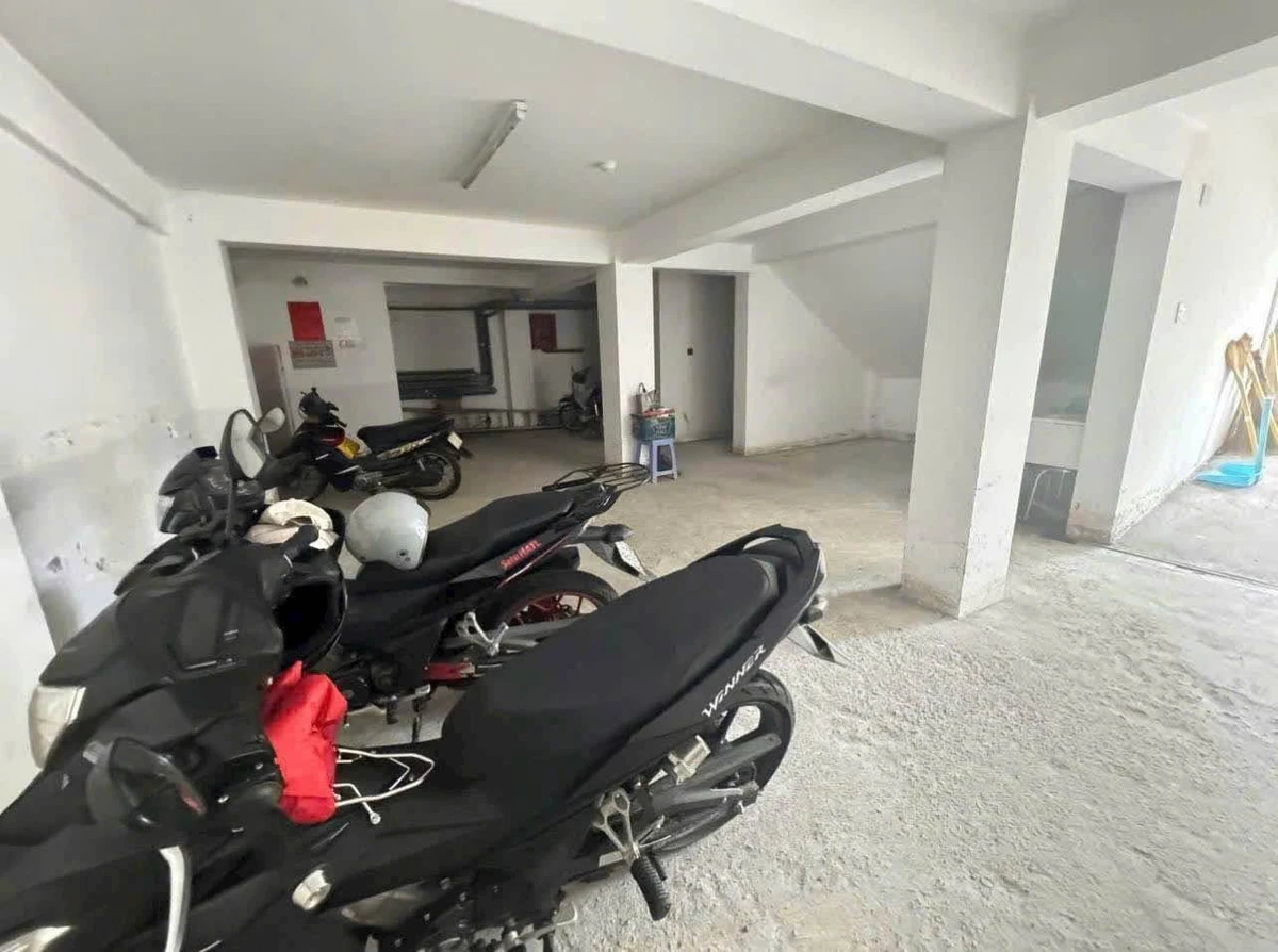 Bán tòa nhà 1 trệt 7 lầu 830m² Phan Thiết, 23 tỷ - Ảnh thu nhỏ 5