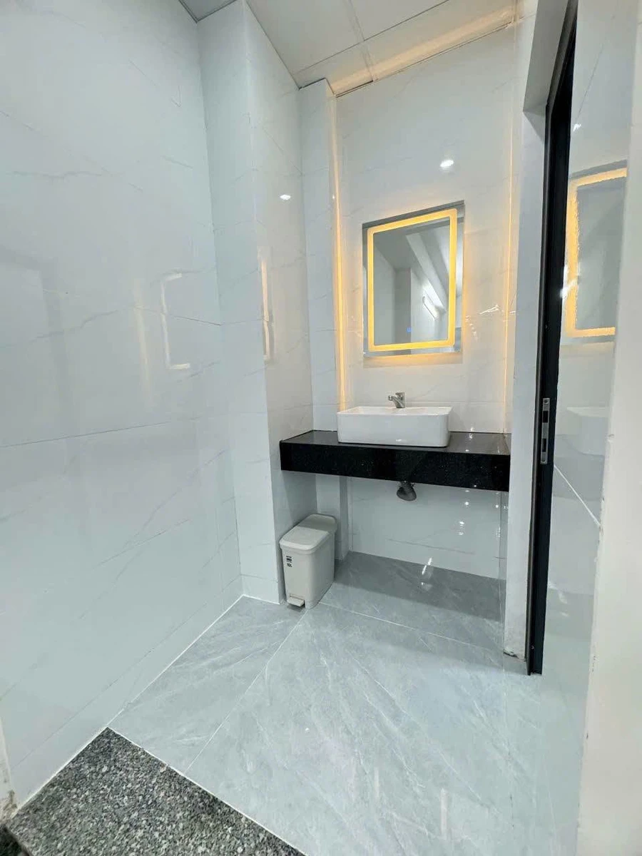 Bán nhà mặt tiền 30/4 Vũng Tàu 160m² 4PN 6.2 tỷ - Ảnh thu nhỏ 3