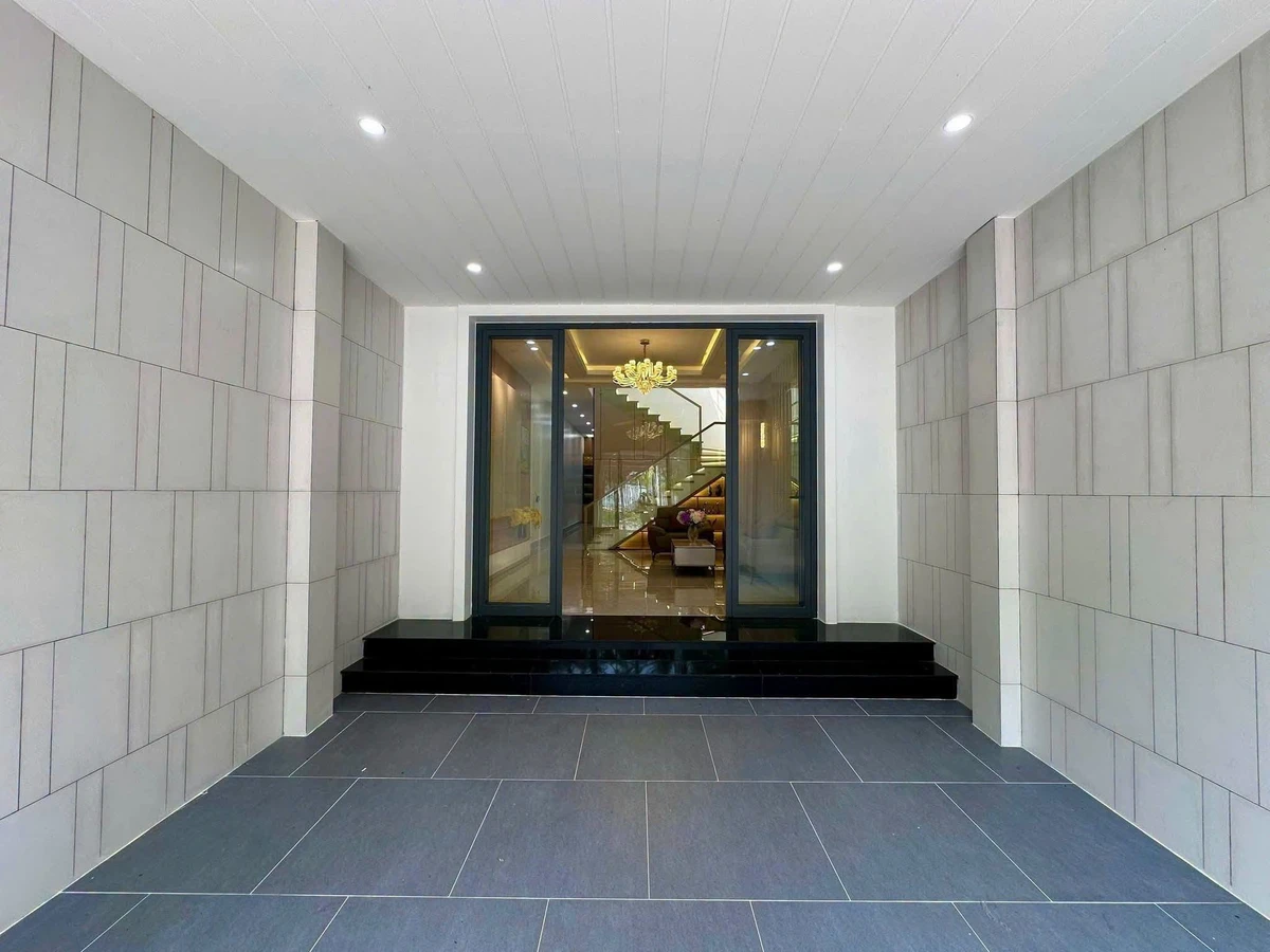 Bán nhà 1 trệt 1 lầu 110m² Rạch Giá giá 3,45 tỷ - Ảnh thu nhỏ 2