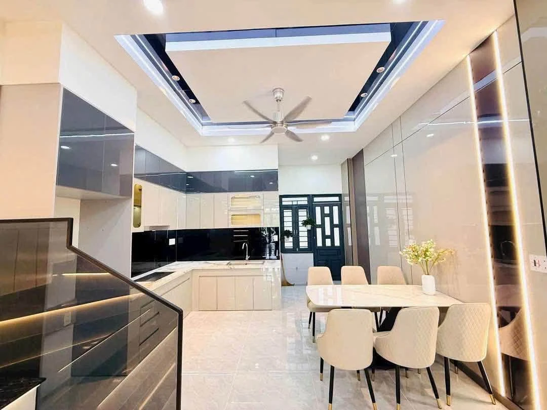 Bán nhà phố KDC Lê Phong Tân Đông Hiệp 211m² 3 PN 5.88 tỷ - Ảnh thu nhỏ 5