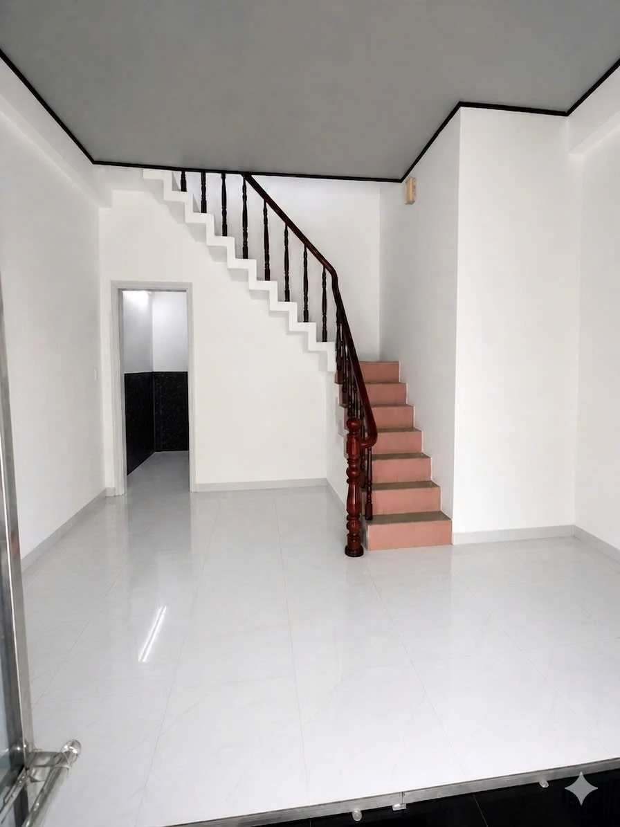 Nhà mặt tiền 45m2, 2 PN tại Bạch Đằng, giá 2.2 tỷ - Ảnh 1