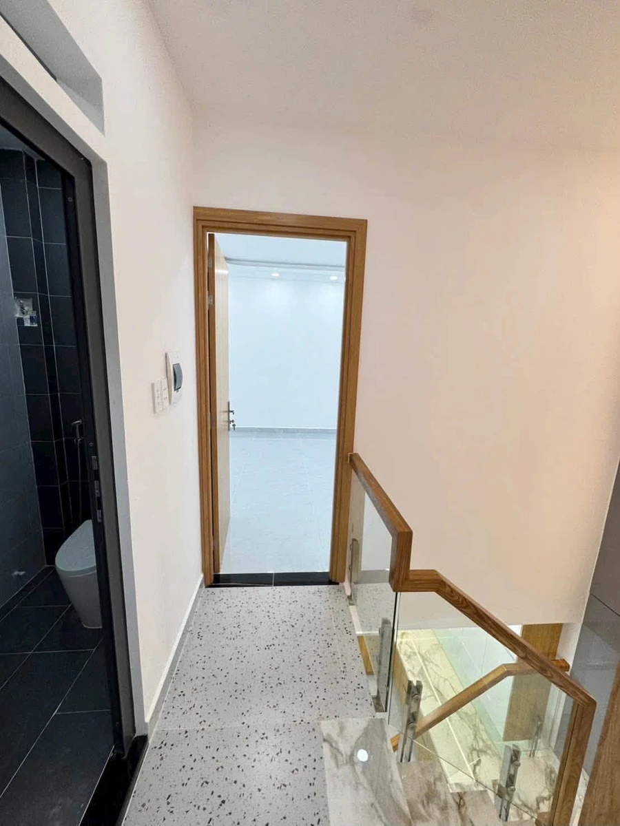 Bán nhà hẻm 1 trệt 1 lầu 40m2 đường 8B, Bình Hưng Hòa A, Bình Tân, giá 4,85 tỷ - Ảnh thu nhỏ 5