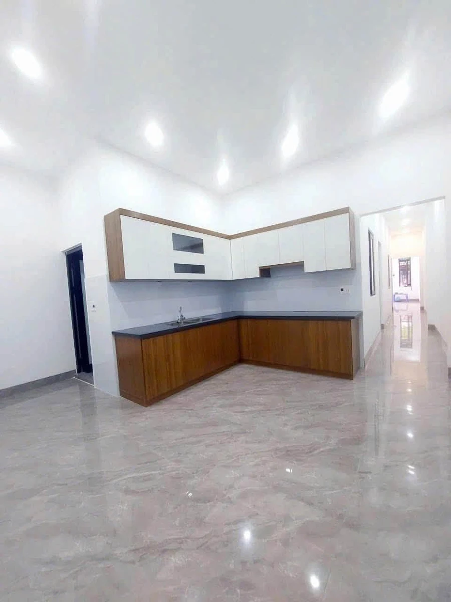Bán nhà cấp 4 100m² đường Vũ Trọng Phụng, giá 2 tỷ 180 triệu - Ảnh thu nhỏ 3