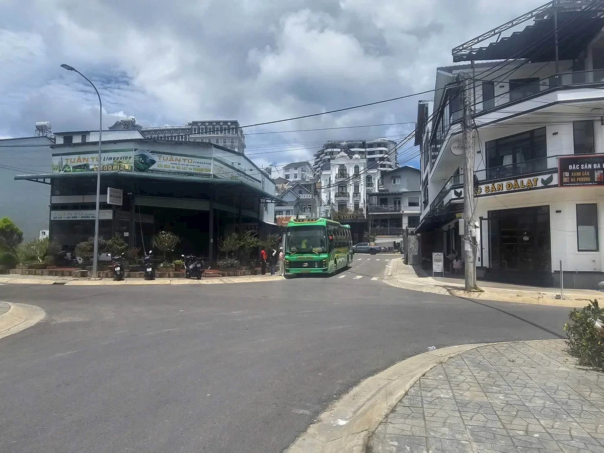 Bán đất 90m² tặng nhà Phạm Hồng Thái Đà Lạt 9,85 tỷ - Ảnh 1
