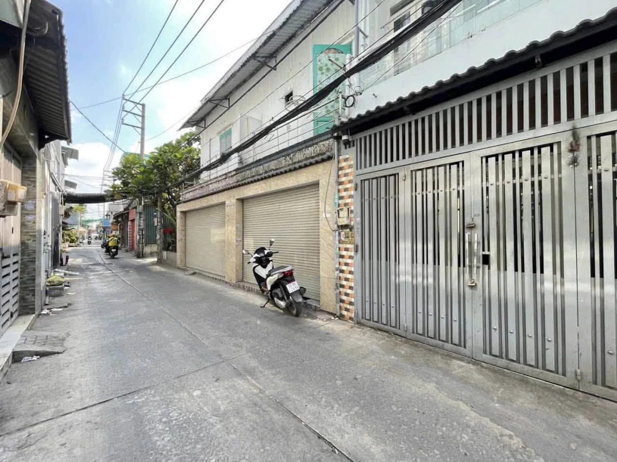 Bán nhà Hưng Nhơn, Bình Chánh 81m² 3PN 835 triệu - Ảnh thu nhỏ 2