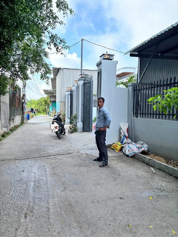 Bán nhà 3 phòng ngủ, 140m² tại Mỹ Hạnh Bắc, Tây Ninh, giá 2 tỷ 250 triệu