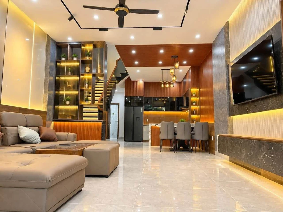 Bán nhà 3 tầng 500m2 Trần Kim Xuyến Hoà Xuân, 9 tỷ - Ảnh thu nhỏ 3