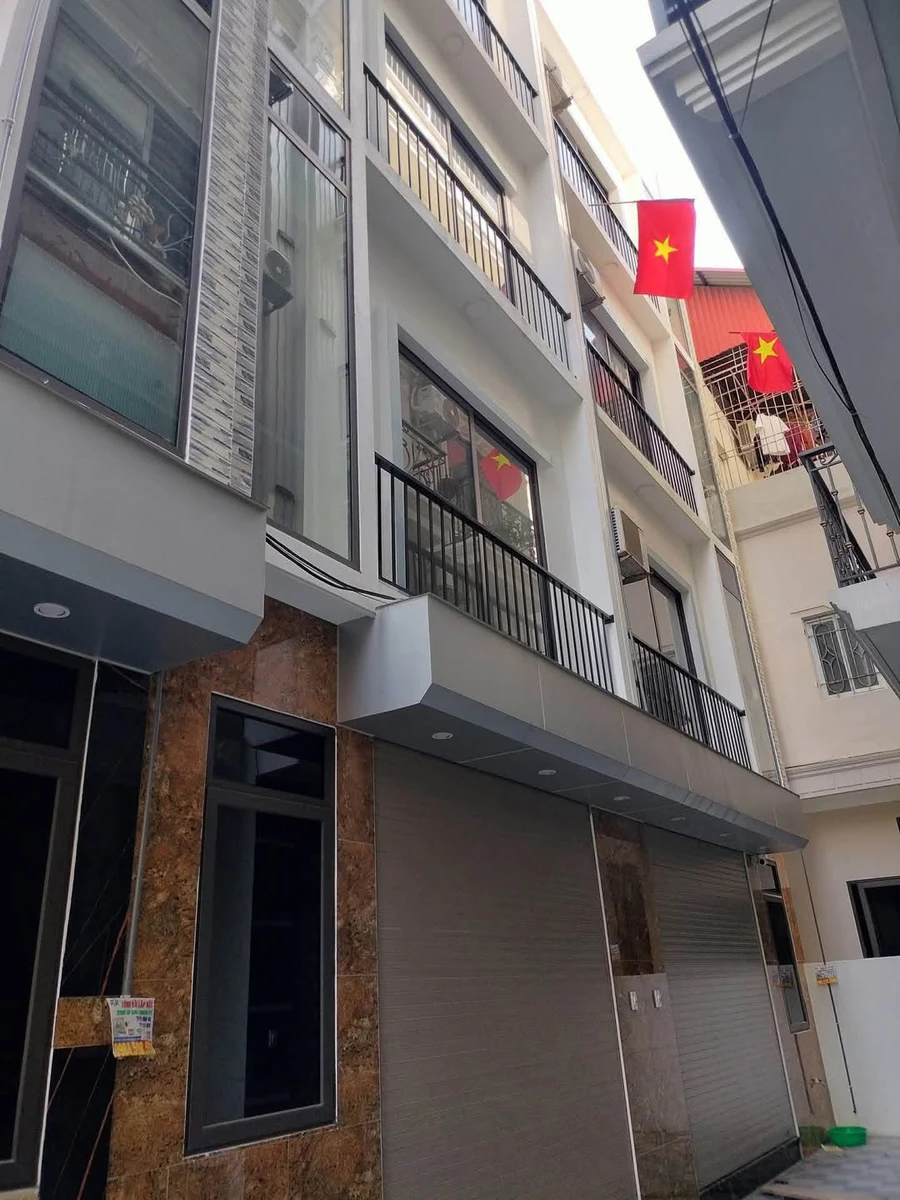 Bán nhà phố Phan Đình Giót, 30m2, 5 tầng, 6.3 tỷ - Ảnh 1