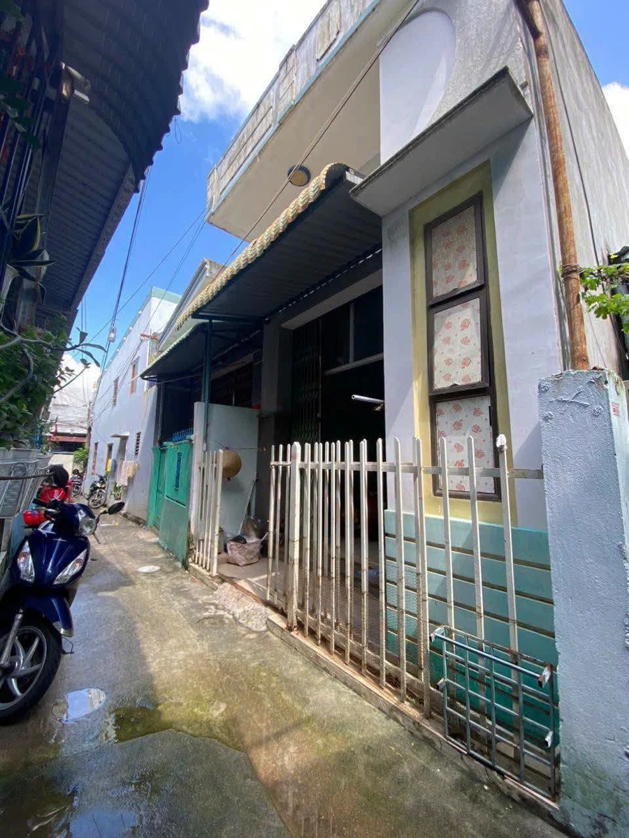 Bán nhà hẻm 42m² Trần Hưng Đạo Quy Nhơn 1 tỷ 350 triệu - Ảnh 1