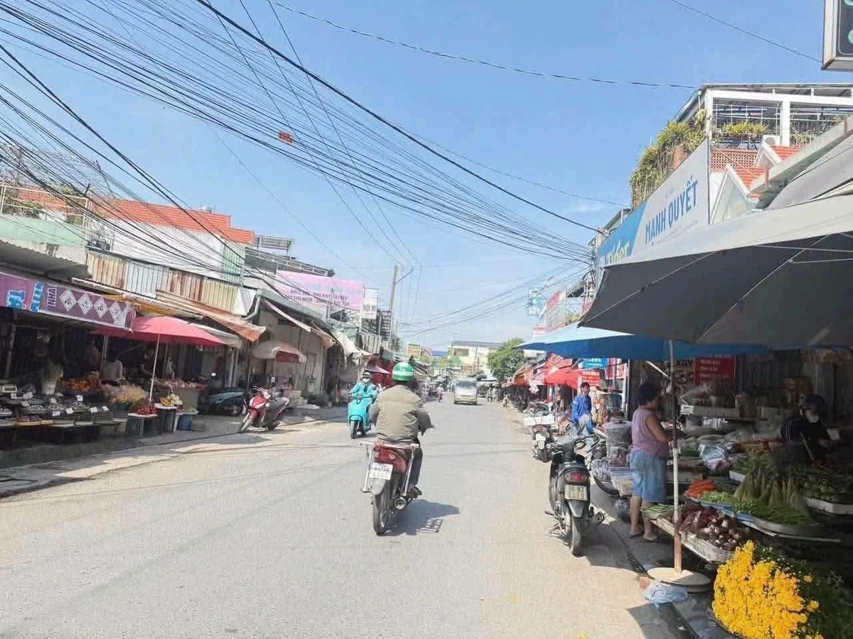 Bán lô đất 88m² gần chợ Đoàn Thị Kia, sổ riêng - Ảnh 1