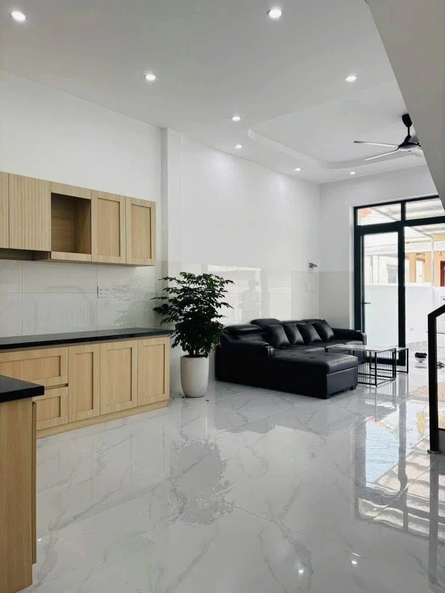 Bán nhà 3 phòng ngủ 105m² Quảng Ngãi - Ảnh thu nhỏ 3