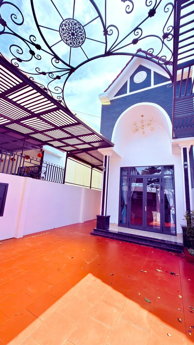 Bán nhà 1 mê 6x25m (150m²) 3 phòng ngủ tại Buôn Ma Thuột 3,1 tỷ - Ảnh 1