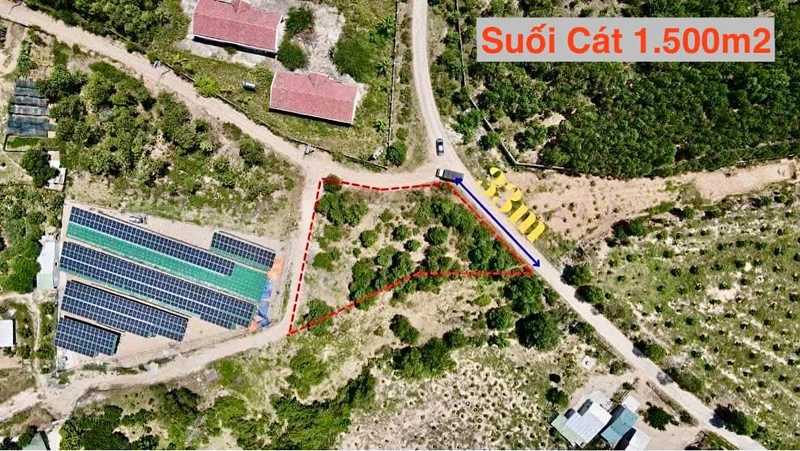 Bán đất 1.500m2, 3 mặt tiền Suối Cát, Khánh Hòa