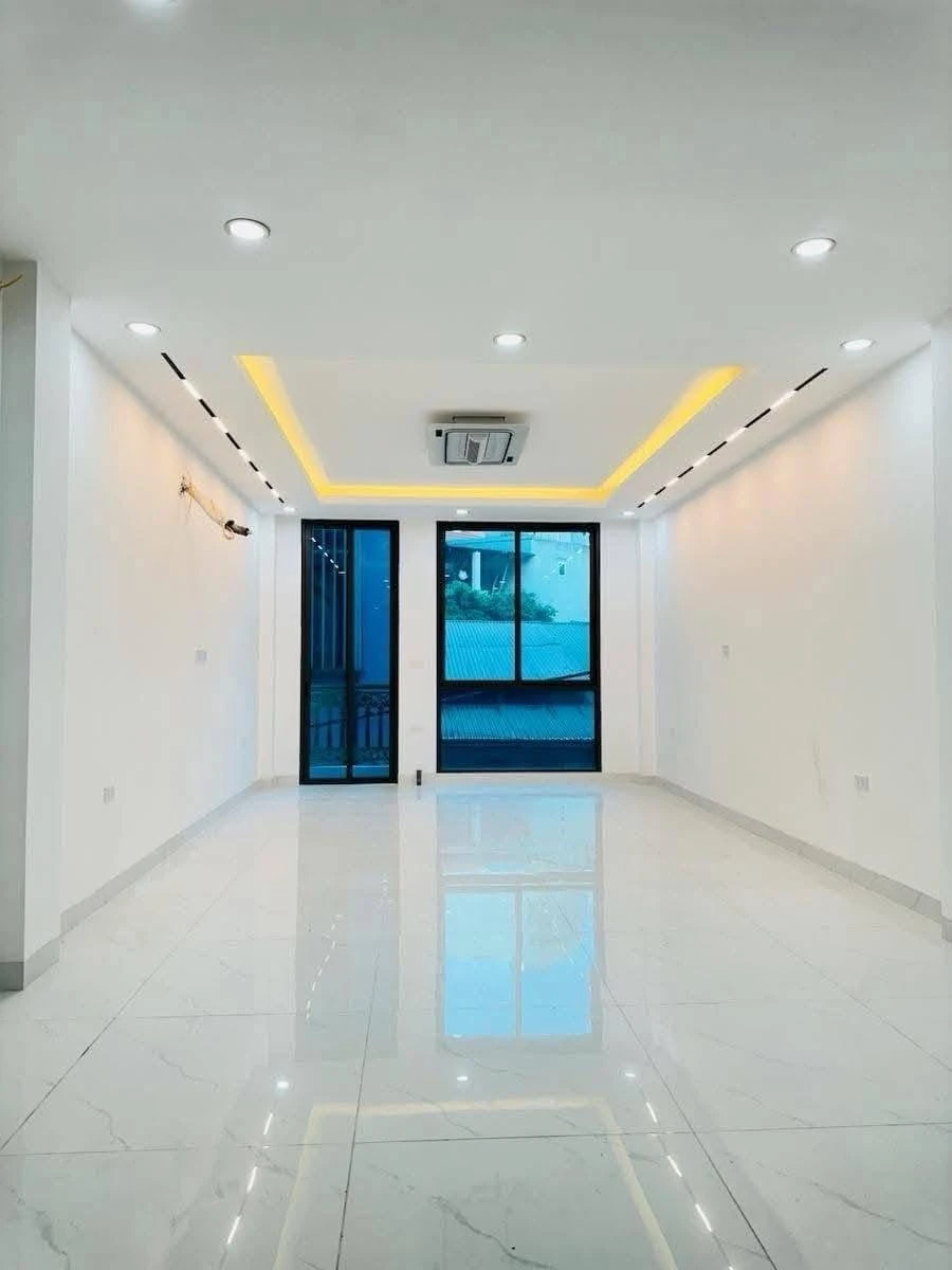 Bán nhà phố 45m2, 5 tầng, MT 4m, Vũ Trọng Khánh, Hóc Môn - Ảnh thu nhỏ 2
