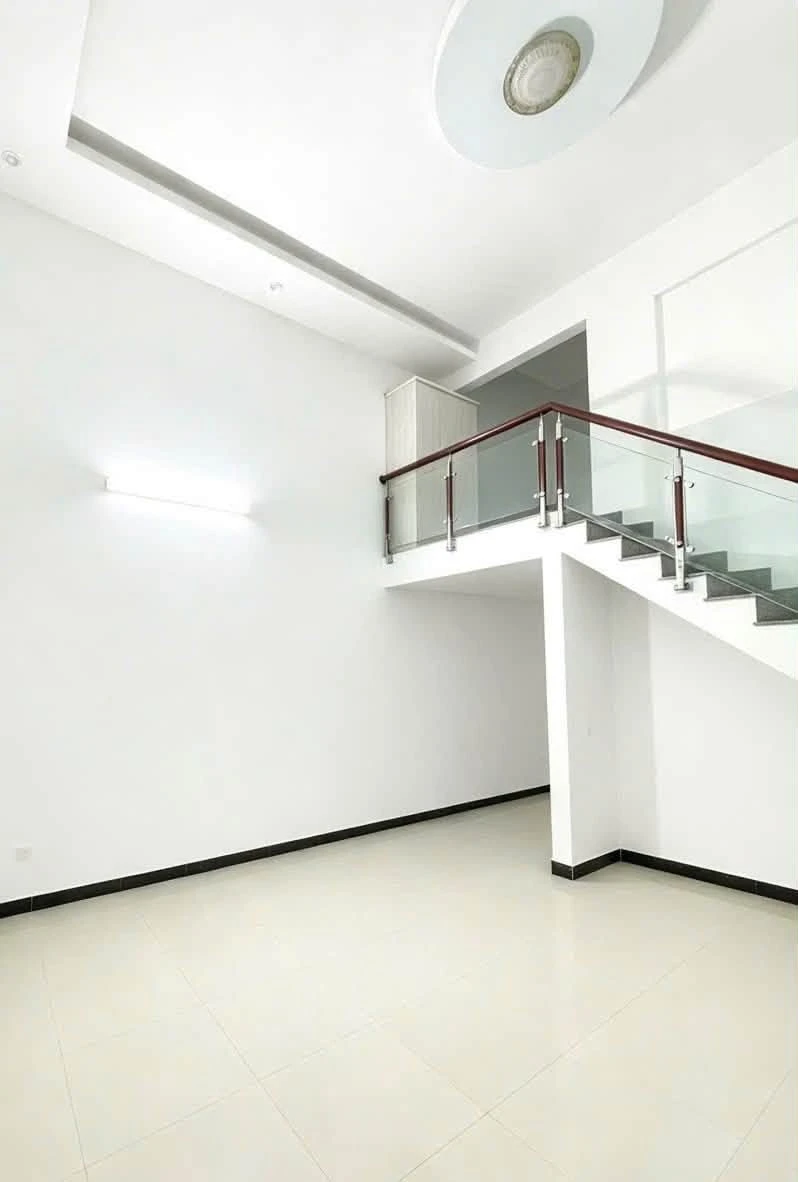 Nhà mê lửng 85m² 2PN Cách Mạng T8 Pleiku 1 tỷ 490 - Ảnh thu nhỏ 3