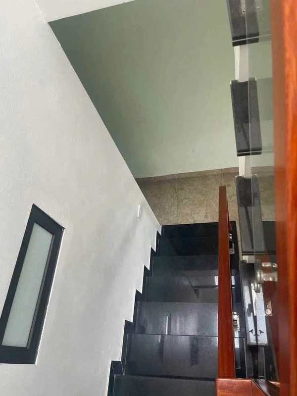 Nhượng lại nhà 2 tầng phố Dã Tượng Hạ Long 41m² 1 tỷ 4