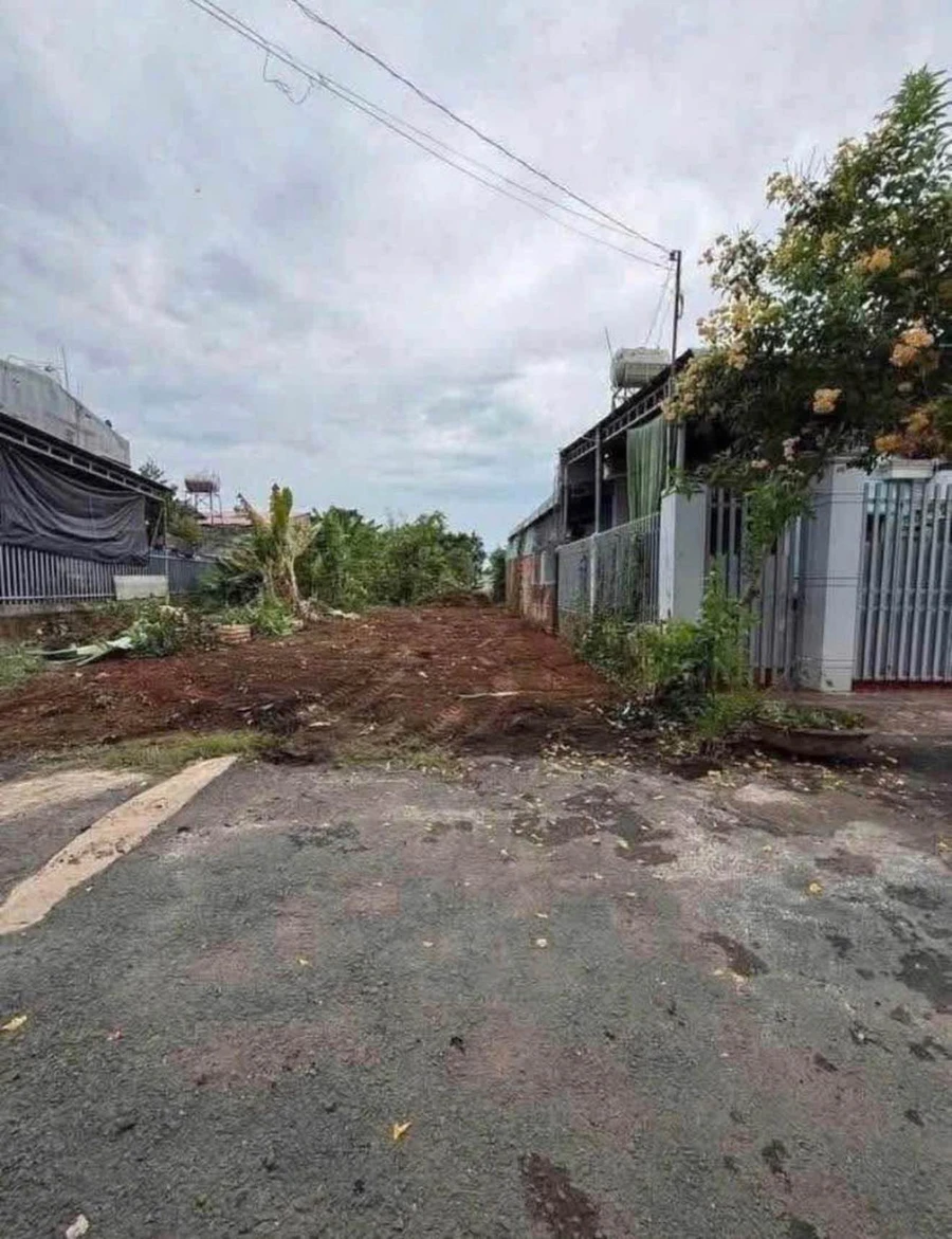 Bán đất 120m² sau sân vận động Đồng Xoài, Bình Phước, 1 tỷ 1 - Ảnh thu nhỏ 2