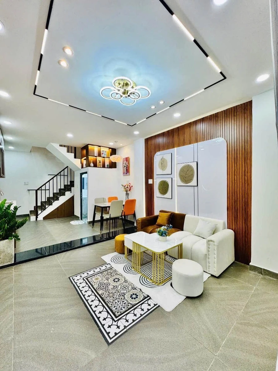 Bán nhà hẻm xe hơi 3 tầng 30m² gần cầu Bông, Bình Thạnh, giá 5,69 tỷ - Ảnh thu nhỏ 2