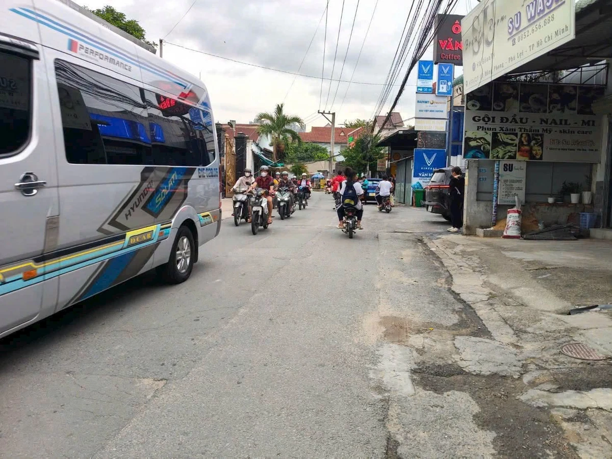 Bán nhà mặt tiền kinh doanh 168m2, 3PN Bình Tân 5,59 tỷ - Ảnh thu nhỏ 4