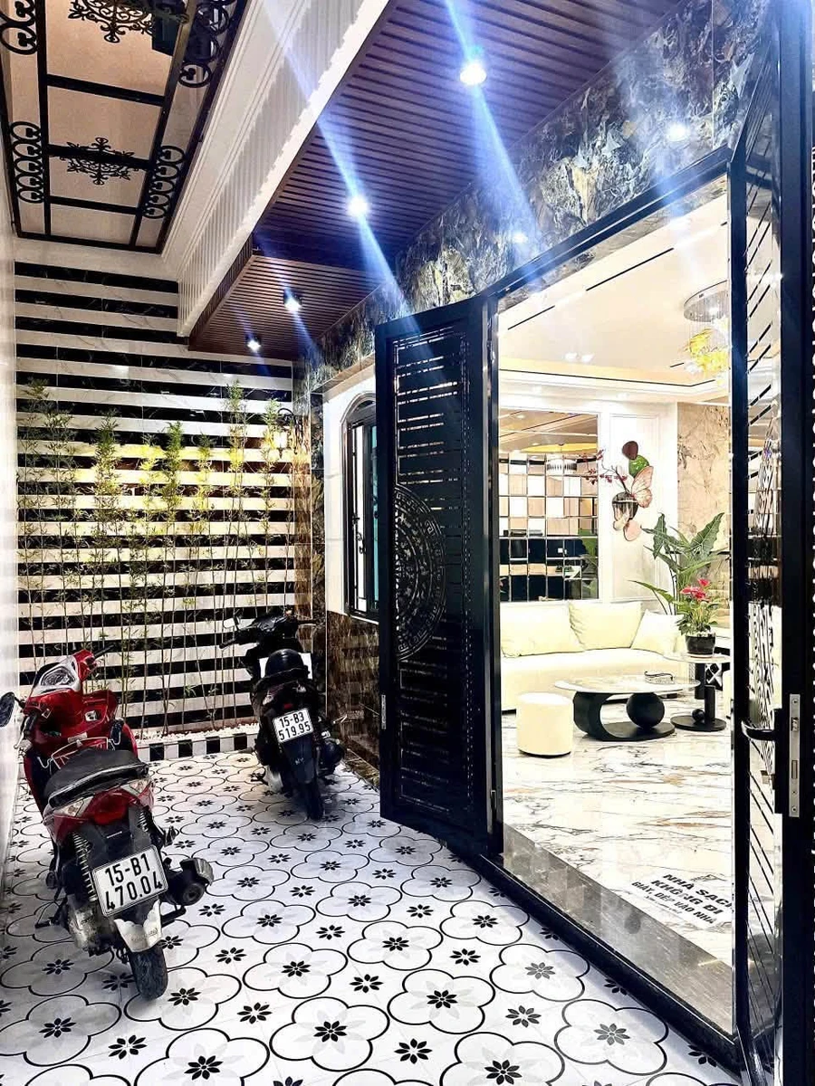Bán nhà phố 3 tầng 70m² Nguyễn Công Trứ Quận 1 - Ảnh 1