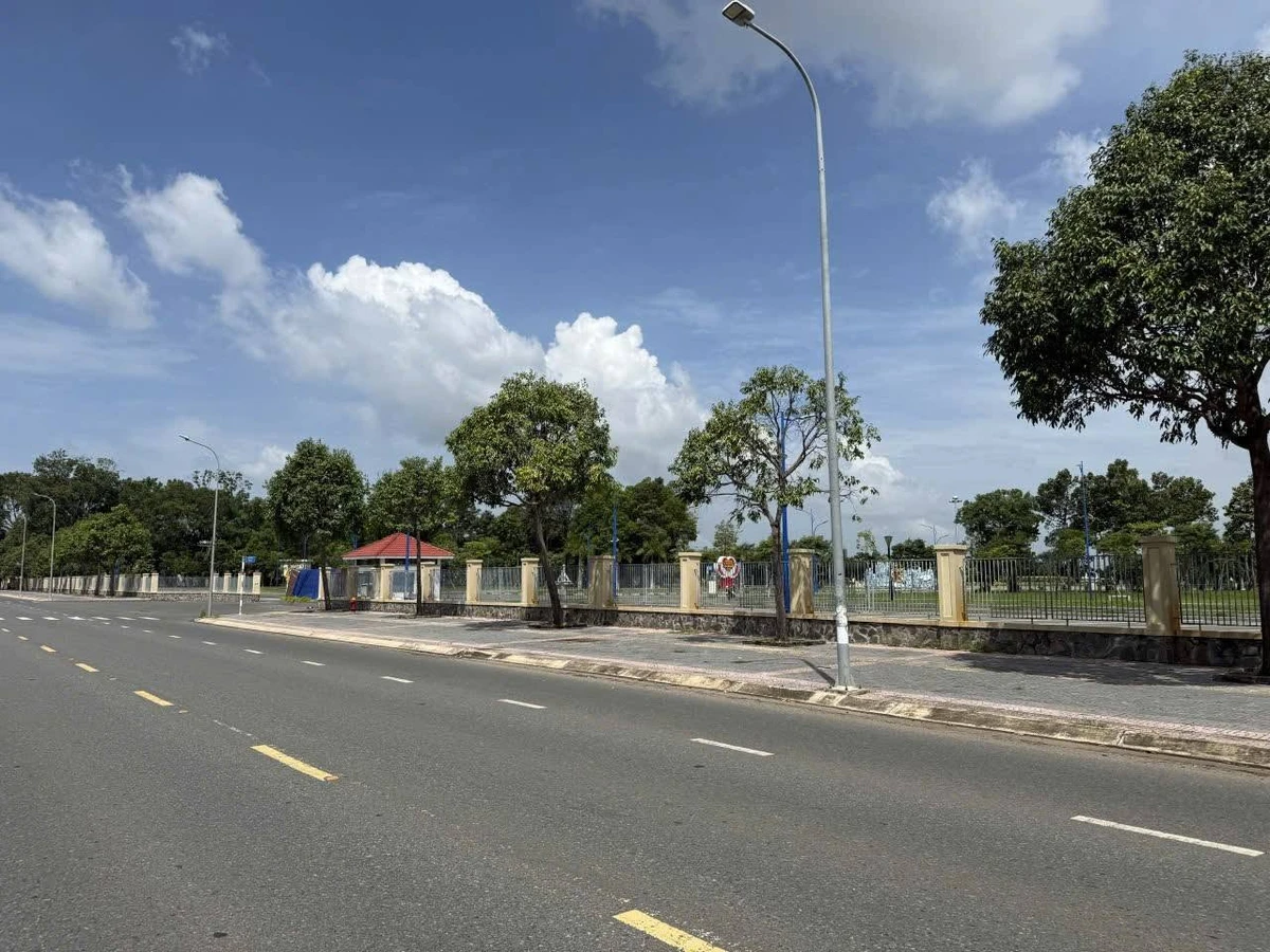 Bán đất mặt tiền Phạm Hùng 90m² (5x18m), Phường Long Toàn, TP. Bà Rịa, giá 6,3 tỷ - Ảnh thu nhỏ 2