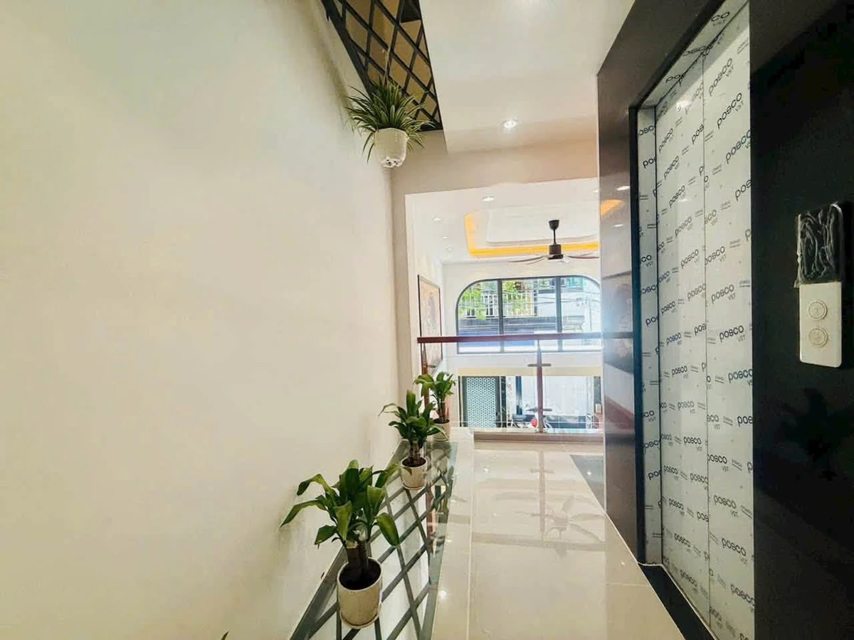 Bán nhà phố 4 tầng 60m2 thang máy, P. Bình Trưng, Quận 2, giá 9,5 tỷ - Ảnh thu nhỏ 2
