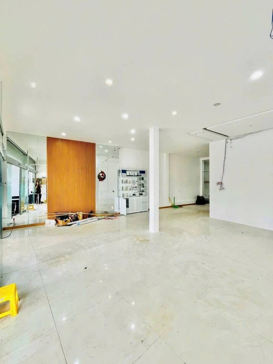 Bán nhà mặt tiền Trần Phú 96m² 12.5 tỷ Quận 10 - Ảnh thu nhỏ 2