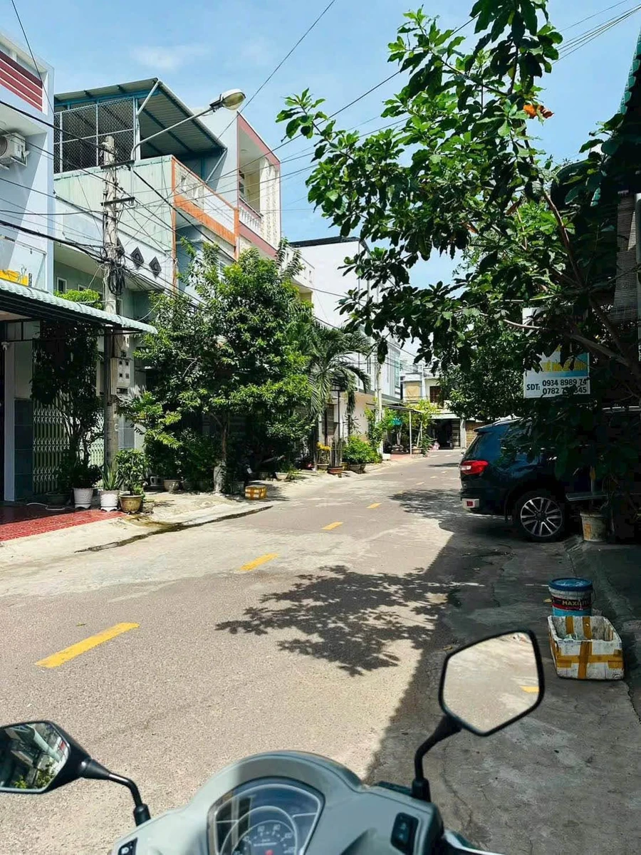 Bán nhà mặt tiền 1.5 tầng 62m2 gần 3 tỷ Đống Đa - Ảnh thu nhỏ 2
