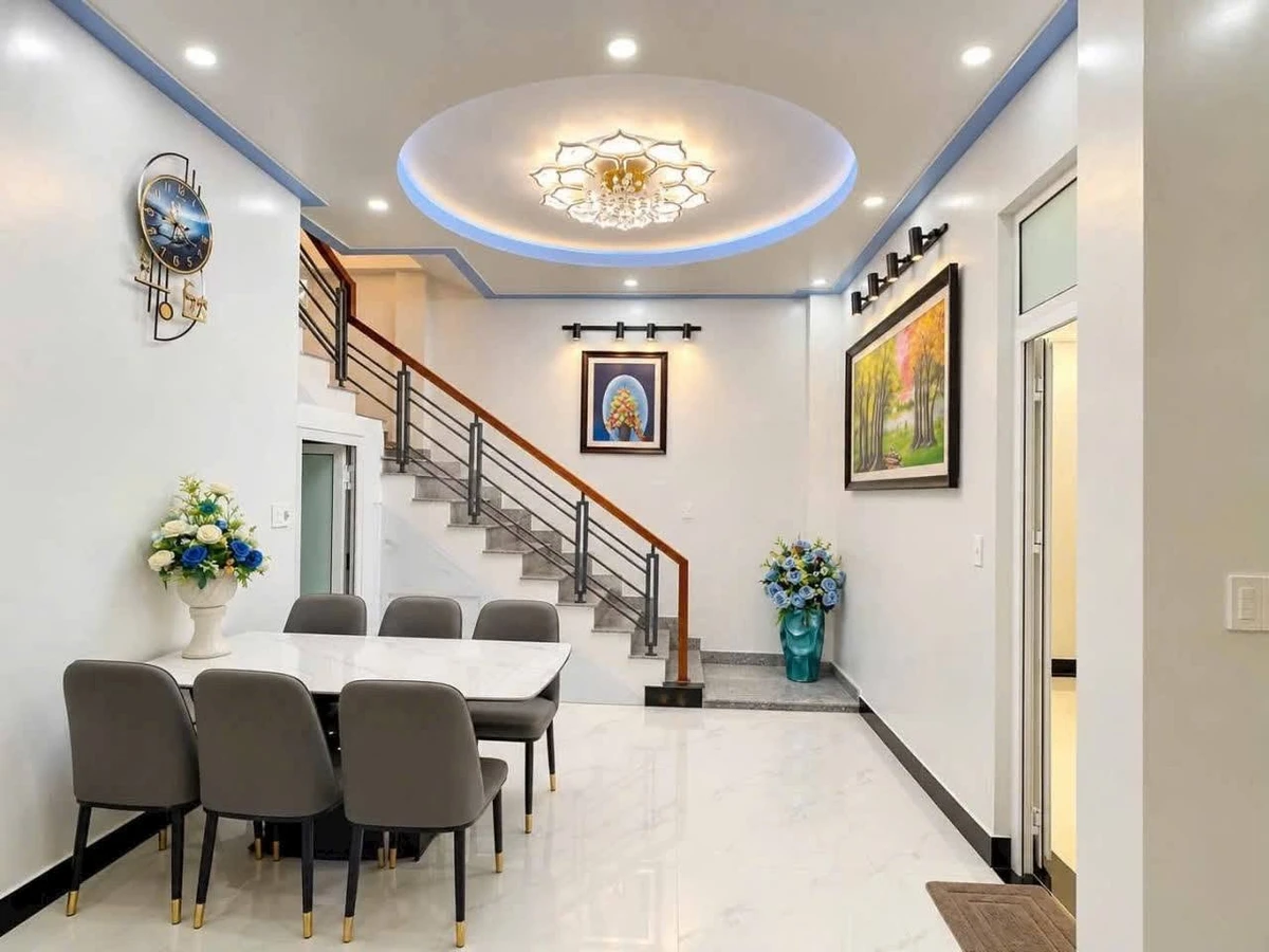Bán nhà 2 tầng full nội thất 73m2 Bạch Đằng Huế - Ảnh thu nhỏ 3