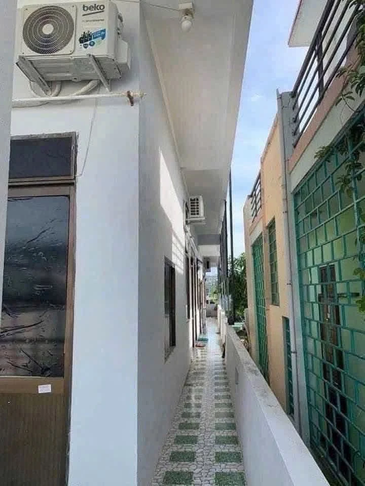 Bán nhà trọ 12 phòng 101m2 Quy Nhơn, 7.4 tỷ - Ảnh thu nhỏ 3