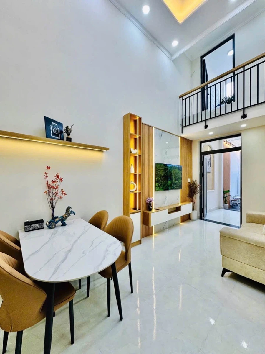 Bán nhà phố 70m2 full nội thất, 2 tầng lầu tại Bình Thạnh - Ảnh thu nhỏ 4